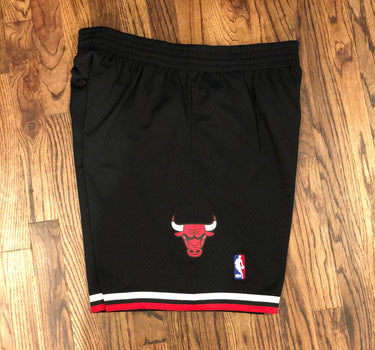 NBA Swingman Bulls Alternate 97-98 Shorts