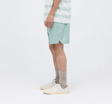 Complex Hybrid Short 7"